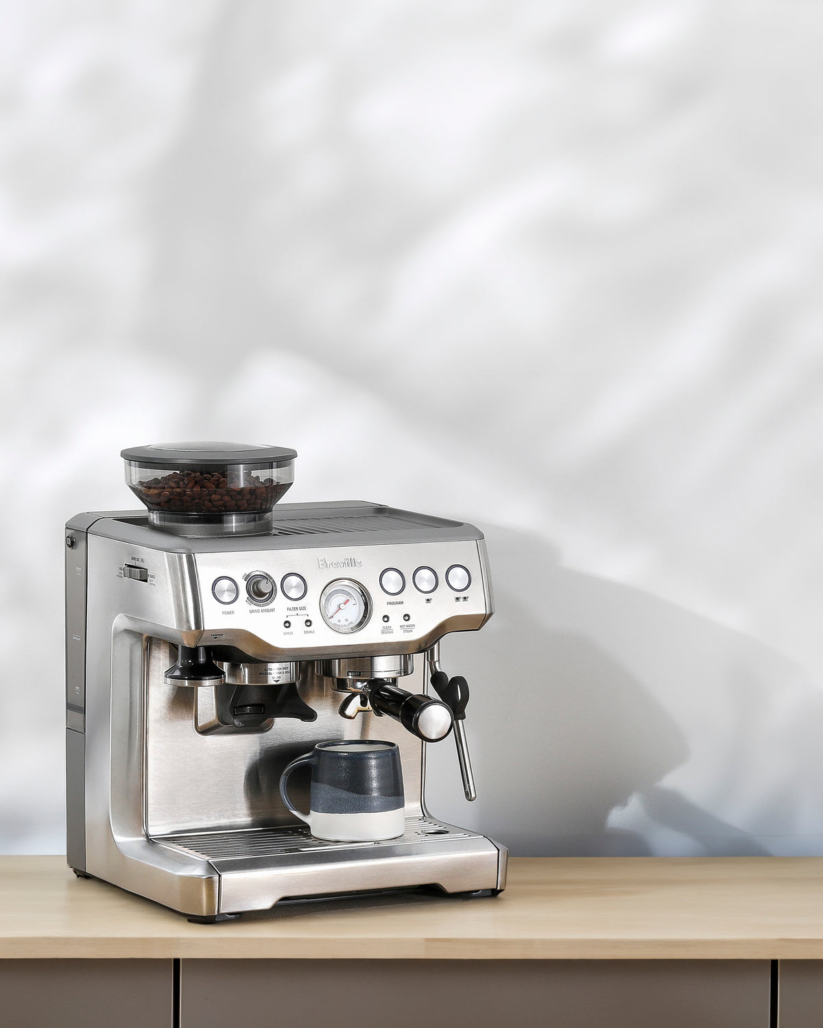 Breville BES870XL Barista Express – Whole Latte Love