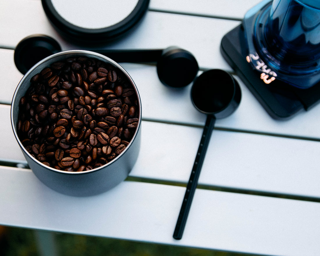 Fellow Atmos Vacuum Container 0.7L - Matte Black