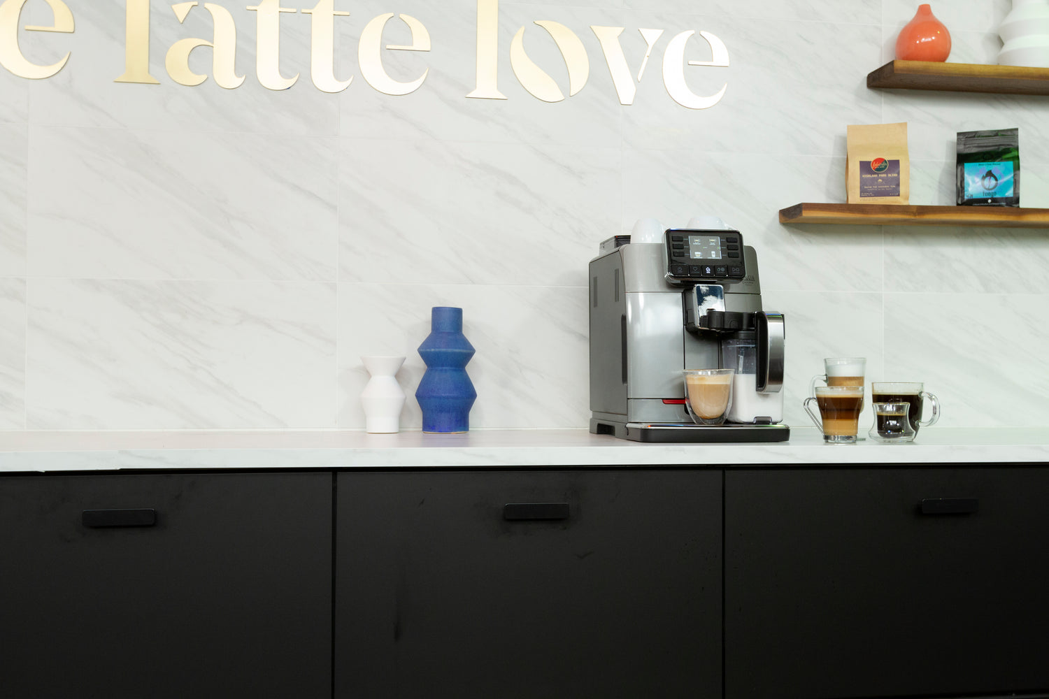 Gaggia Cadorna Prestige vs JURA E8