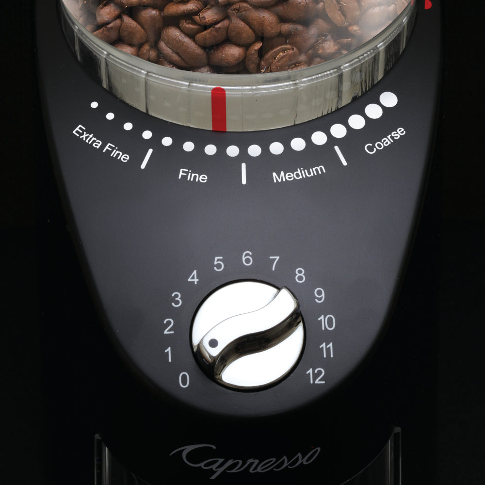 Grind 1 to 12 cups at once with the selector knob and choose from 1 of 16 grind settings.