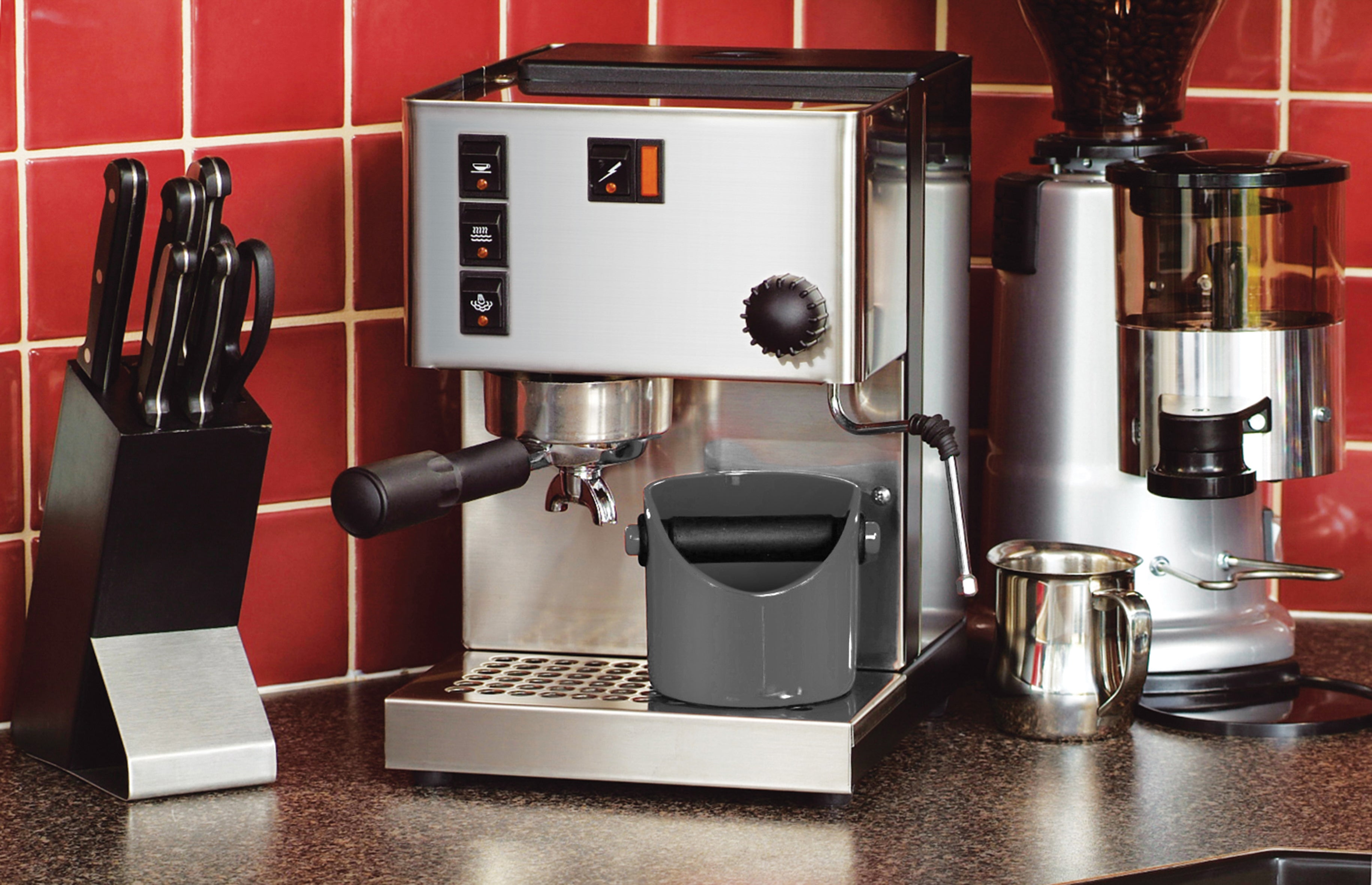 Dreamfarm Grindenstein Knock Box - Silver – Whole Latte Love