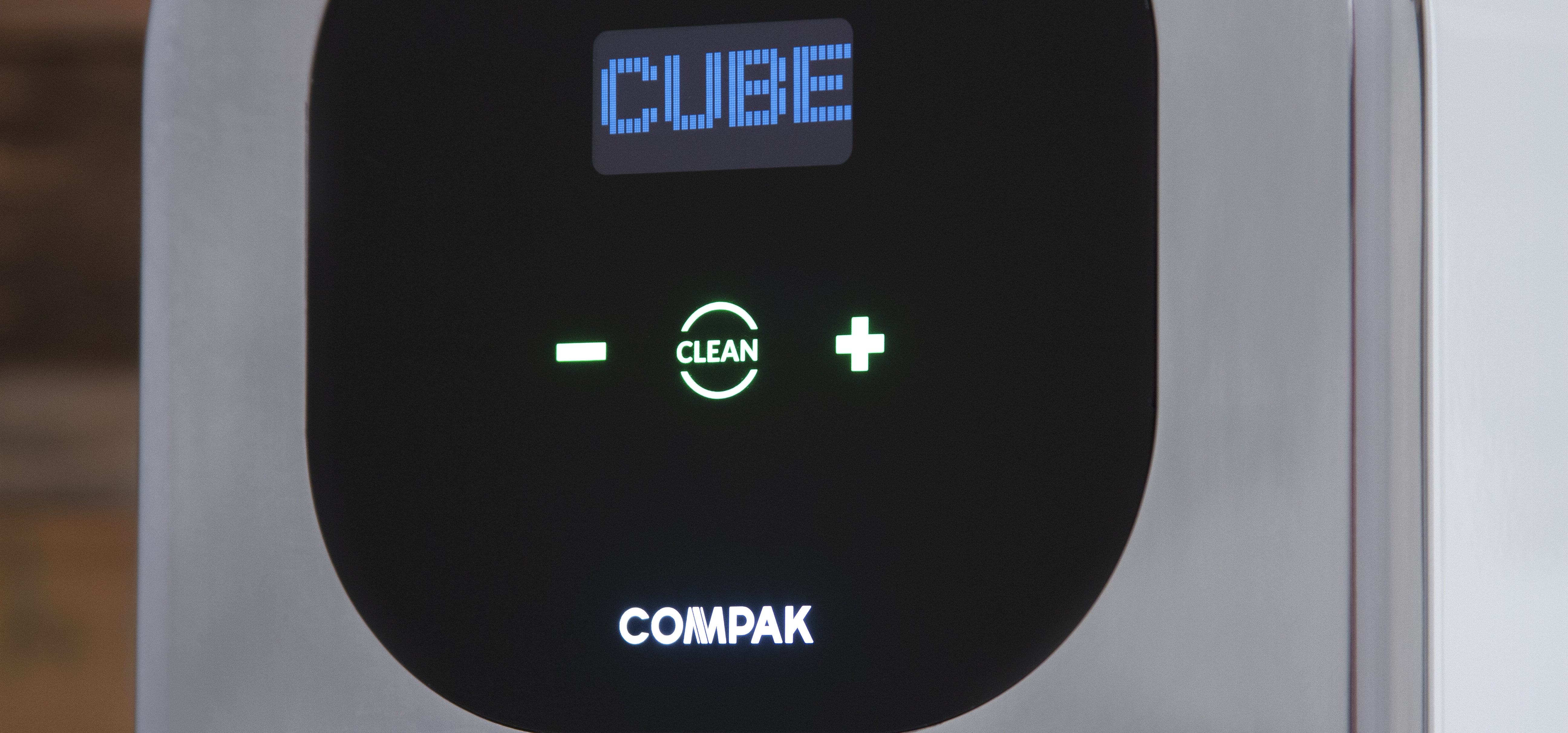 Compak Cube Automatic Tamper 58mm- Glossy White Compak Cube Automatic ...