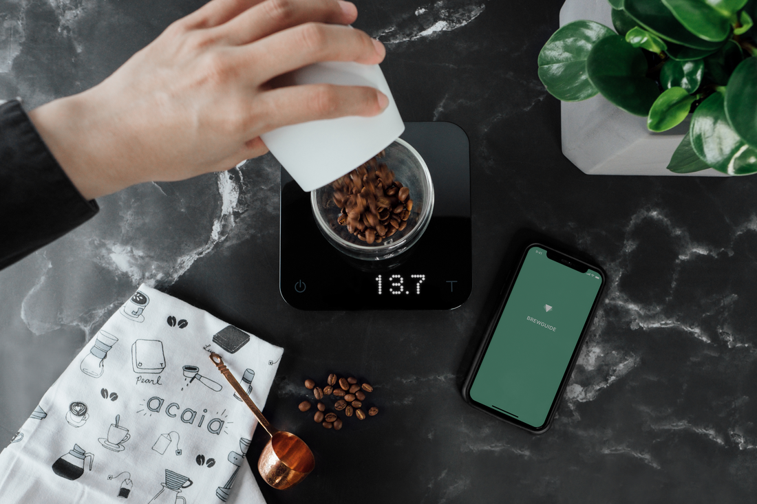Acaia Pearl S Coffee Scale in Black