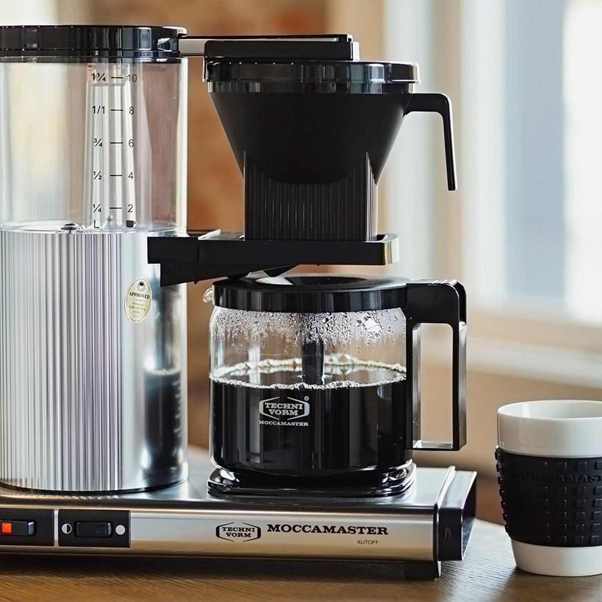 Moccamaster Coffee Maker Review: A Stylish Pour-Over Coffee Maker That  Makes Great Coffee